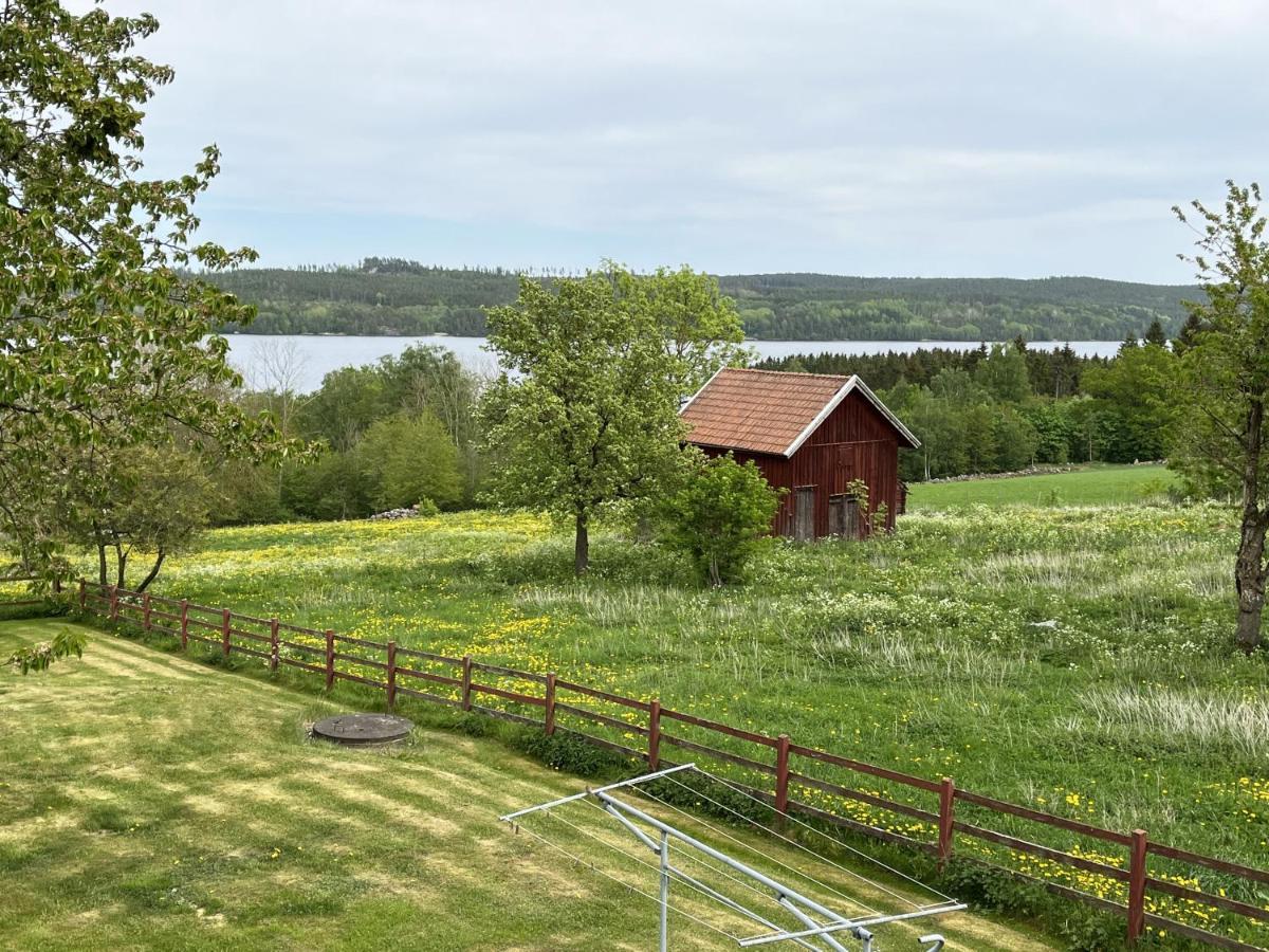 Cozy Red Cottage In The Countryside Outside Vimmerby Gullringen Εξωτερικό φωτογραφία